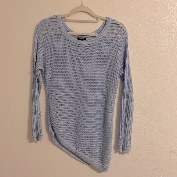 APT.9 Sweater - Picture 5 of 5